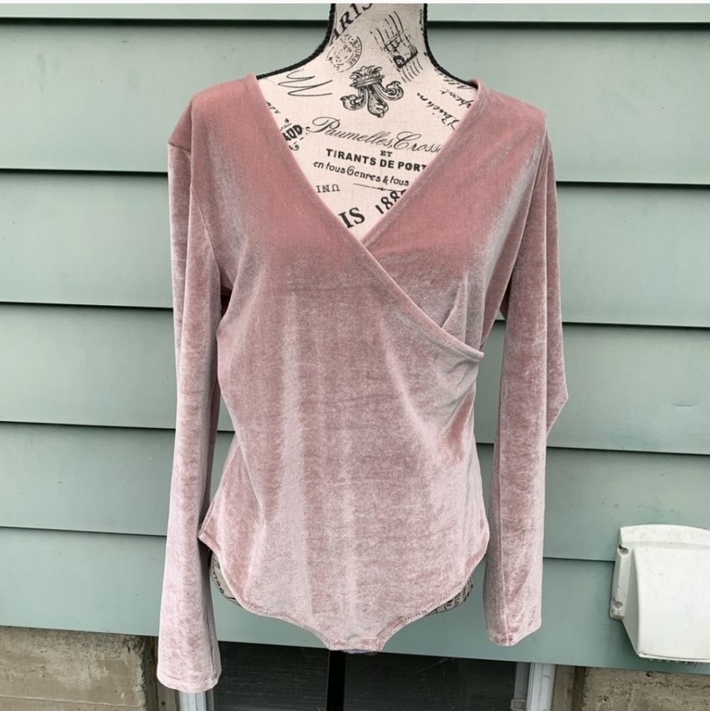 Madewell dusty pink velvet wrap long sleeve thong Bodysuit with adjustable snaps